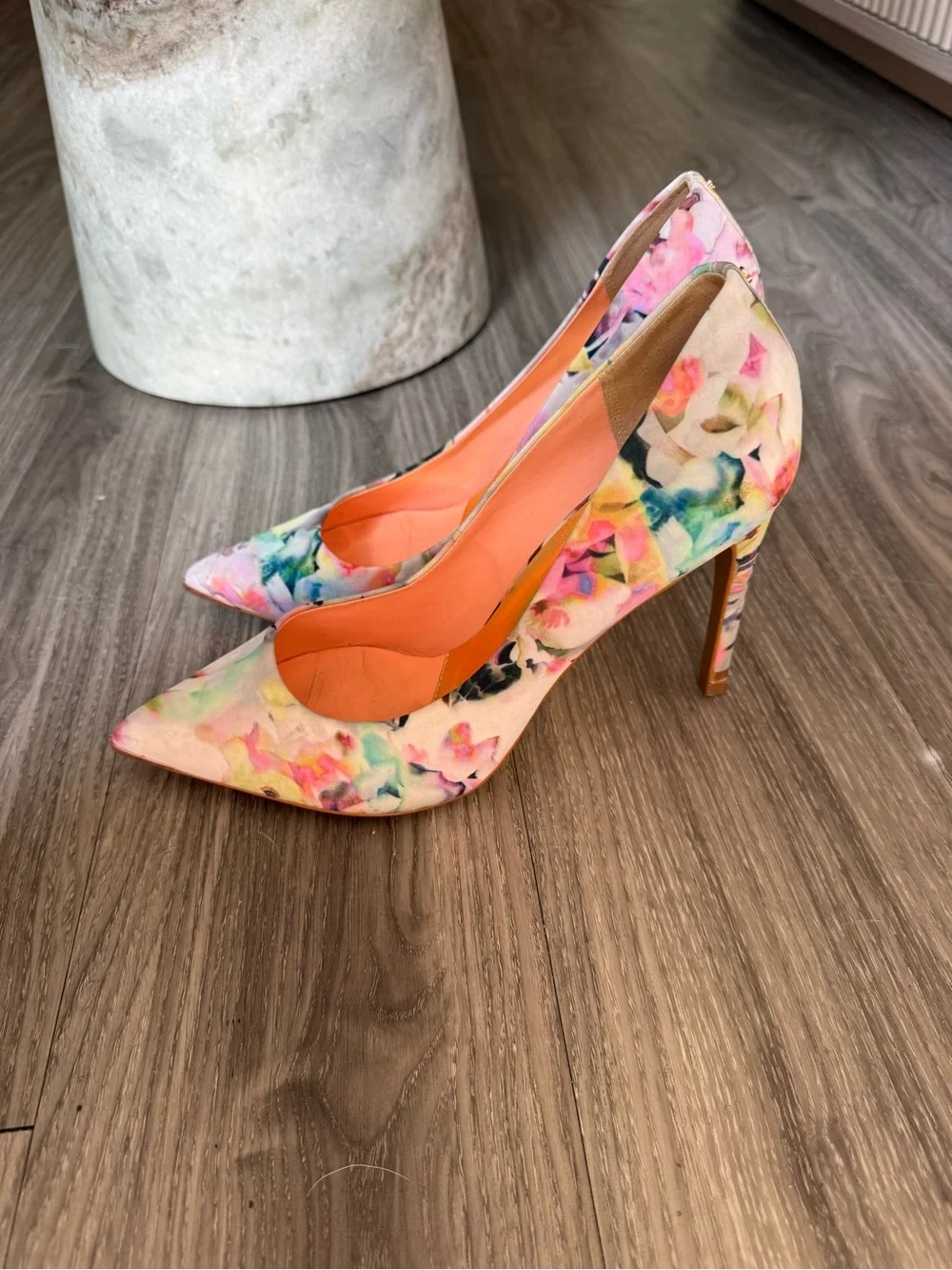 Ted Baker London Floral Watercolor Pointed Toe Stiletto Pumps Heels Size US 10